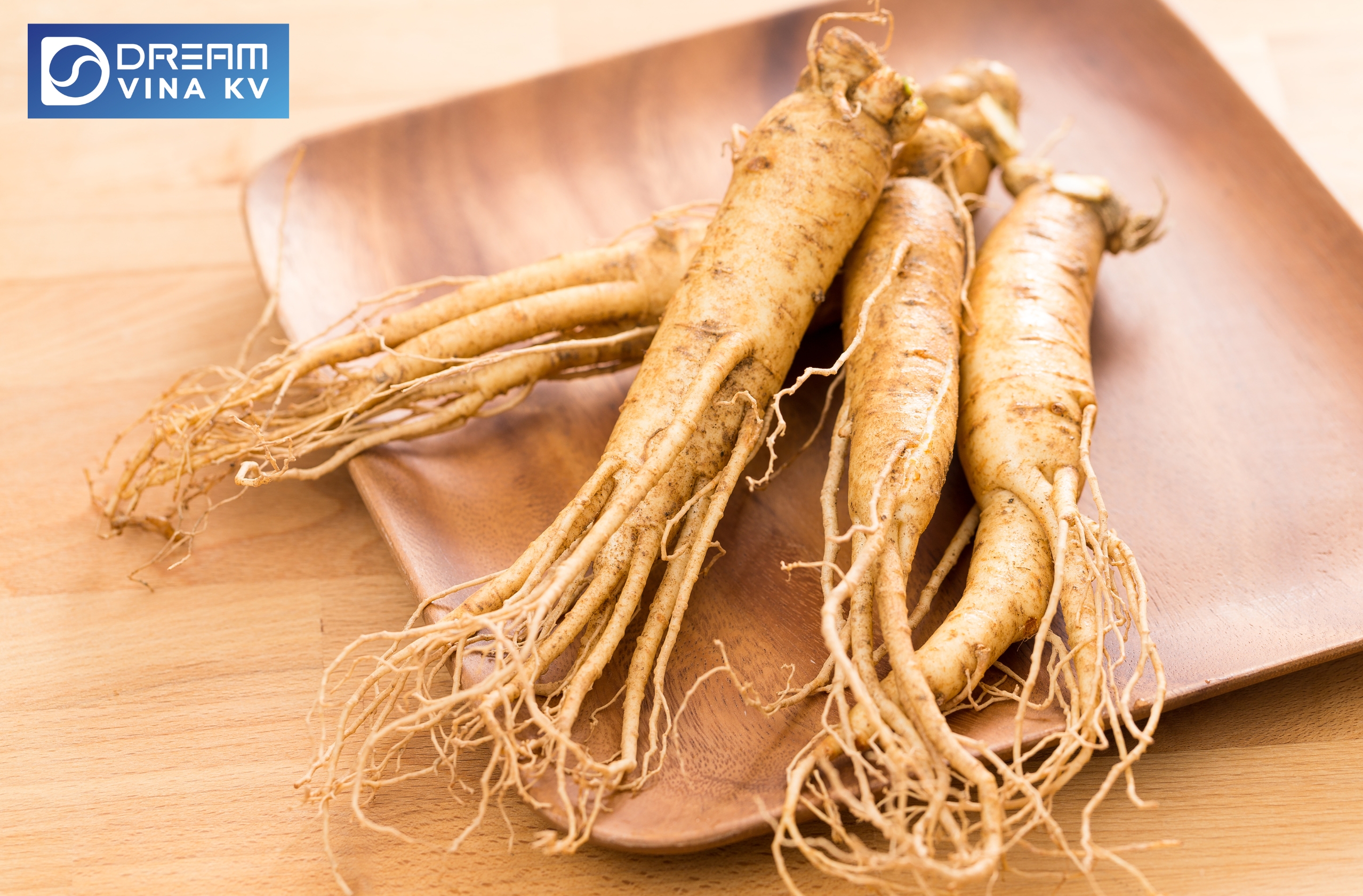 nuoc-hong-sam-han-quoc-dang-chai-2